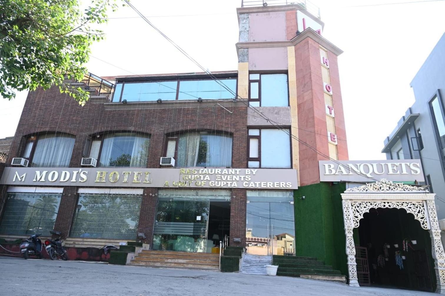 Modi'S Hotel Kālka 外观 照片